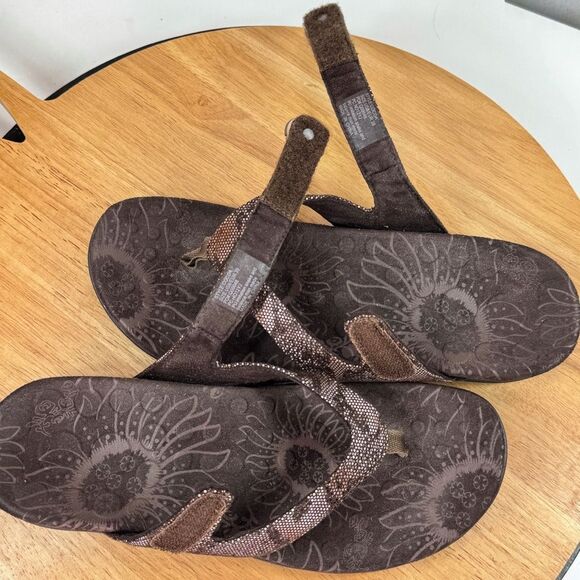 Vionic Orthaheel Rest Snakeskin Thong Sandals Cocoa Brown Bronze Shimmer 8 - Picture 9 of 12